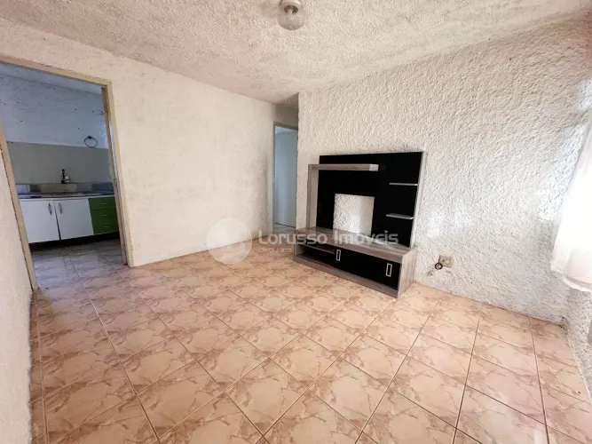 Imóvel para aluguel com 48 metros quadrados com 3 quartos em Capão da Imbuia - Curitiba -