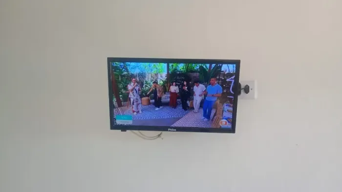 Frete grátis !TV Philco usada - LEIA O ANÚNCIO. NÃO ACEITO OFERTA!