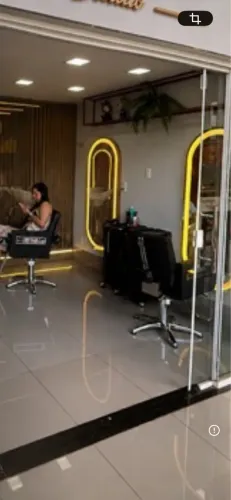 Cabeleireiro Manicure depiladora 