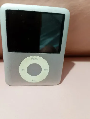 iPad 4GB