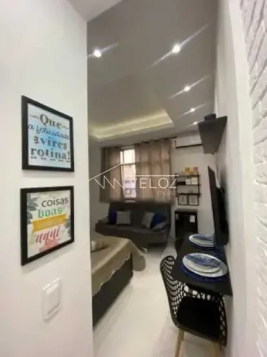 Kitnet/Conjugado - / Residencial / Centro