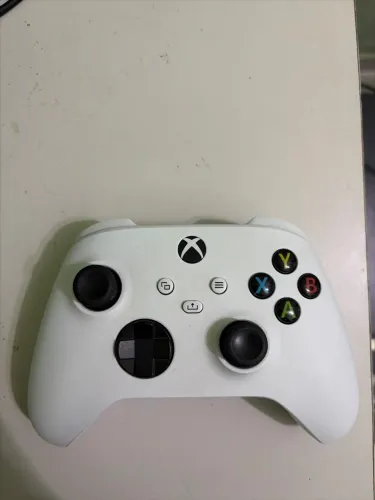 Controle original Xbox séries s / x - semi novo com apenas 1 mês de uso