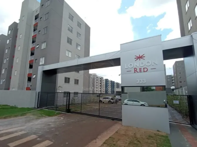 Apartamento com cozinha planejada e com 2 quartos no Condominio London Red