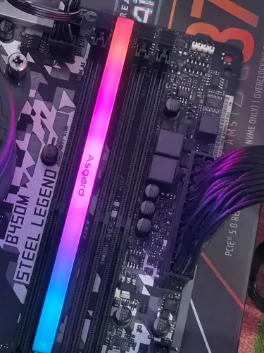 (RGB) 1x16GB DDR4 3200mhz Memoria Ram Asgard Loki W2 - Funcionando 100%