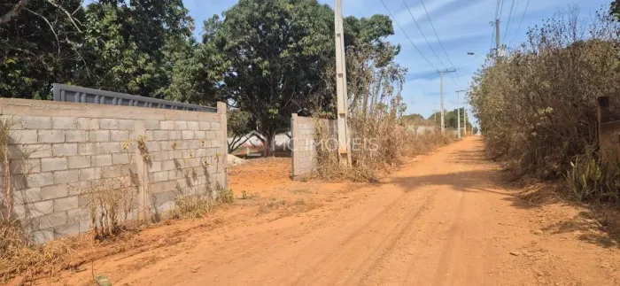 Chácara à Venda - Sítio Recreio do Paraíso - Padre Bernardo/GO | 10.000 m² | Escriturada