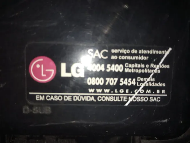 Monitor LG W1542S