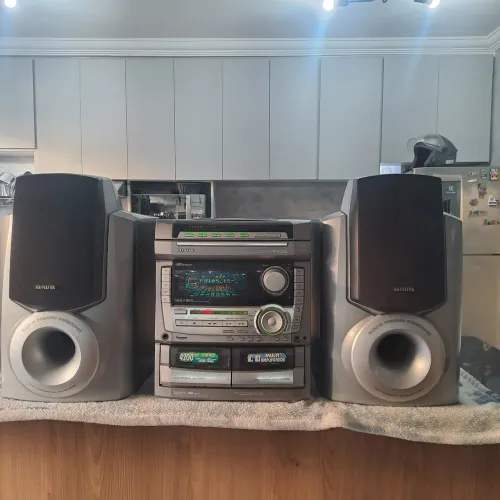 Aparelho de som aiwa Nsx F969 muito novo completo
