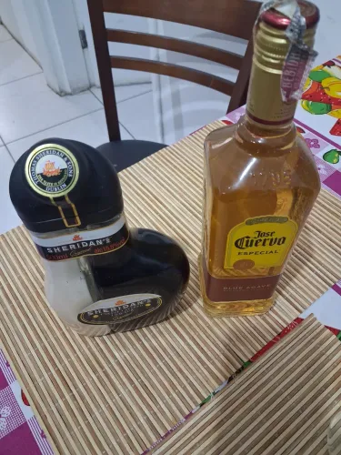 Tequila José cuervo,licor Seridans