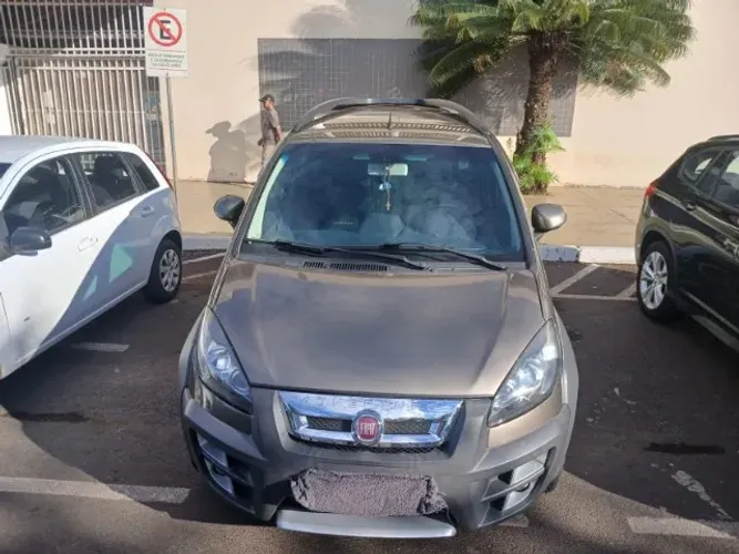 Fiat Idea Adv./ Adv.lock.dualogic 1.8 Flex 5P 2014