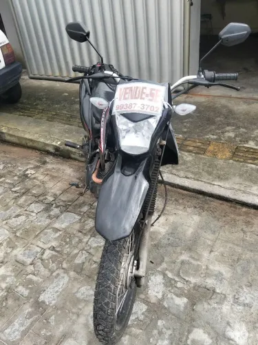 Moto Bros 150 es