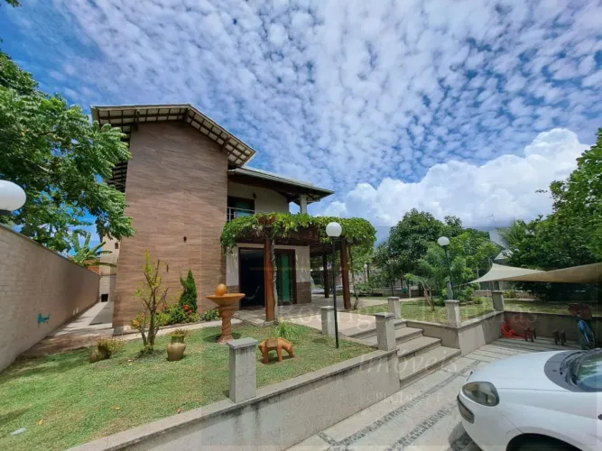Casa para Venda em Serra, Estância Monazítica, 4 dormitórios, 4 suítes, 4 banheiros
