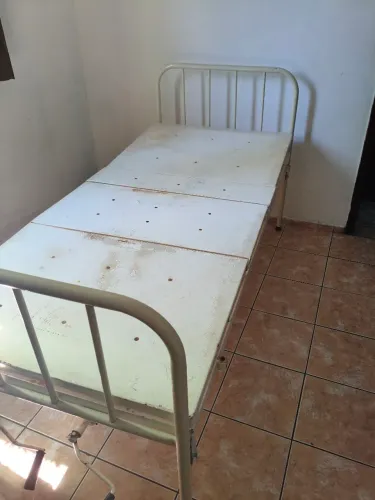 Cama hospitalar