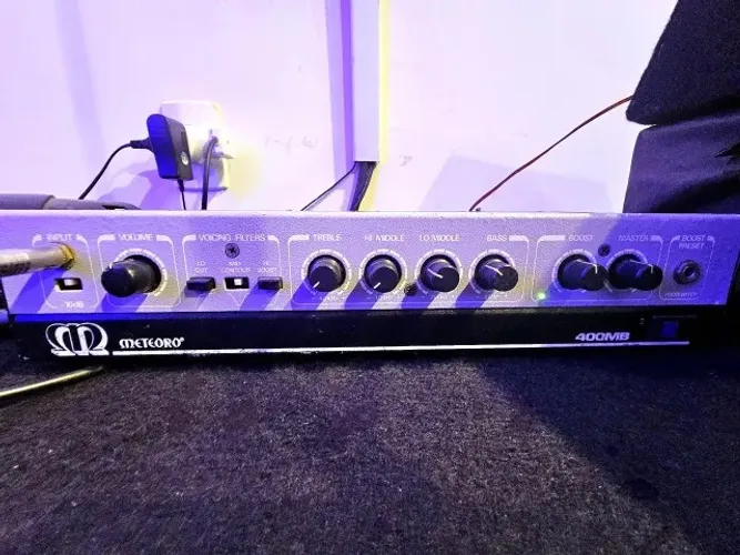 Cabeçote/Amplificador - Meteoro 400MB - Contrabaixo