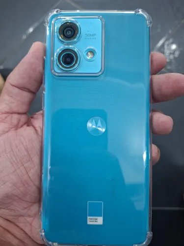 Motorola Moto Edge 40 Neo, 256gb, Biometria na tela, NFC, capinha, película e carregador.