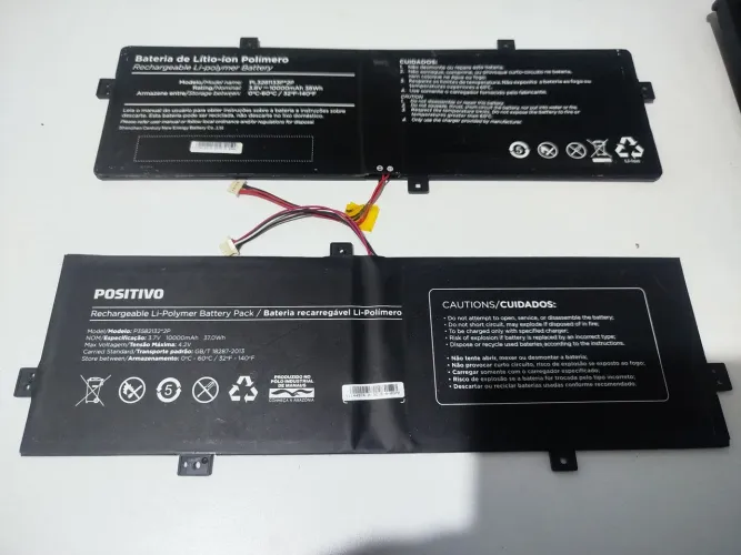 VENDO 2 BATERIAS PARA NOTEBOOK POSITIVO MOTION Q232A E SIMILARES