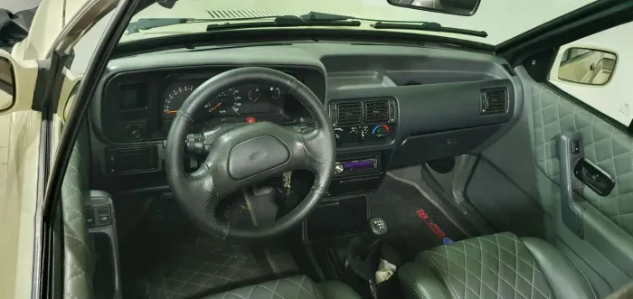 Ford Escort XR3 1.8 / 1.6 Conversível 1992