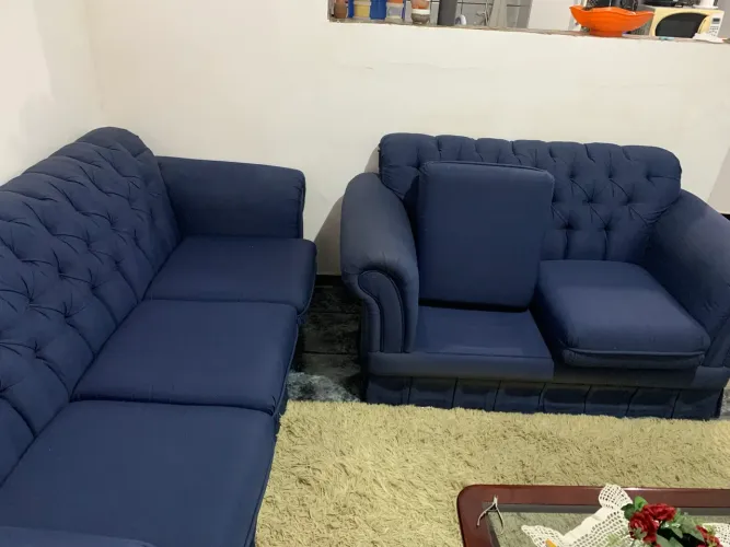 Sofá dois e três lugares para sair rápido 
