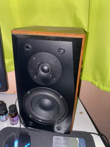 Par de Monitores de Áudio MK2 | Excelente Estado
