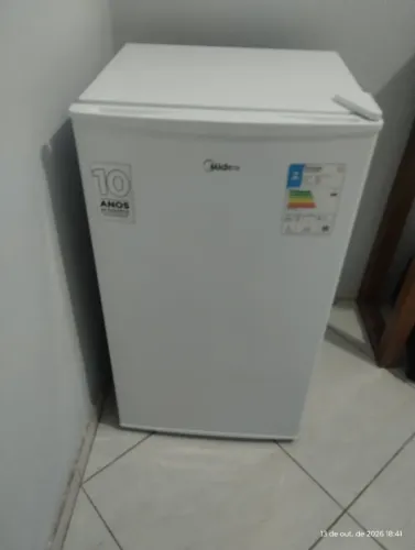 Vendo frigobar seminovo