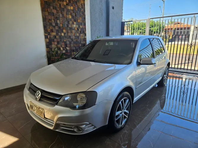 Volkswagen Golf Sportline 1.6 MI Total Flex 8V 4P 2011
