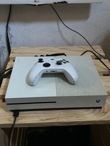 Xbox One S 1TB