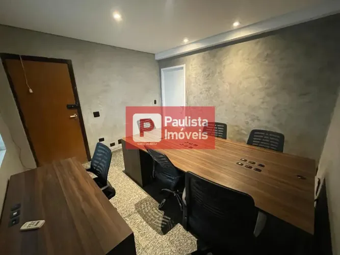 Sala mobiliada para locação em coworking 30m área útil a 200 m estação Metro Brooklin , Sã