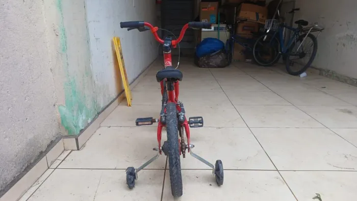 Vendo duas bicicletas aro 16 e aro 20