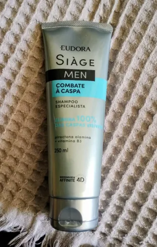 Shampoo MEN Combate a Caspa - Eudora