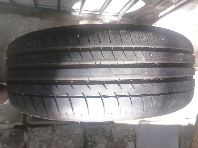 Pneu 205/55R16