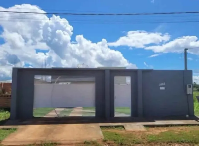 Vende-se casa no Caetano