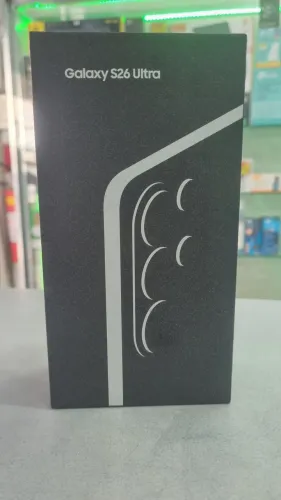 Vendo Samsung Galaxy S26 Ultra 512GB / 12 Ram Aparelho novo lacrado na caixa