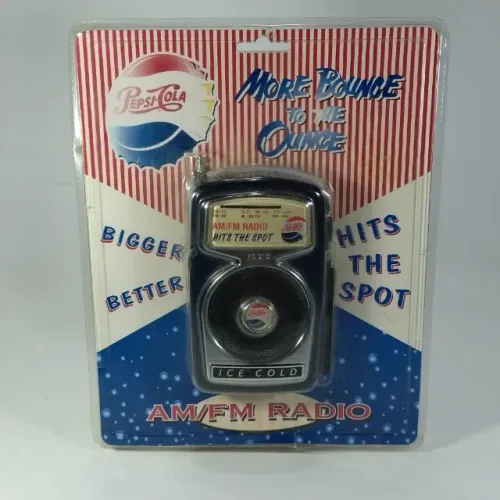 Radio AM/FM Com tema da Pepsi Cola - Embalagem original lacrada.