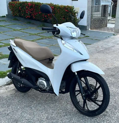 HONDA BIZ 125 2025 ÚNICA DONA