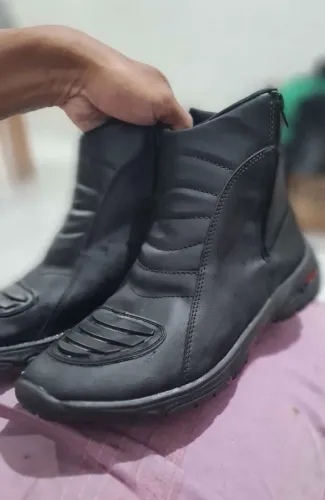 Bota motoqueiro