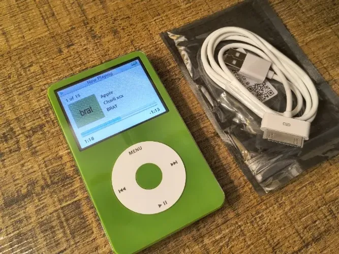 iPod Classic 5a Ger. Verde - 256gb - bateria nova. tela, clickwheel e carenagem novas