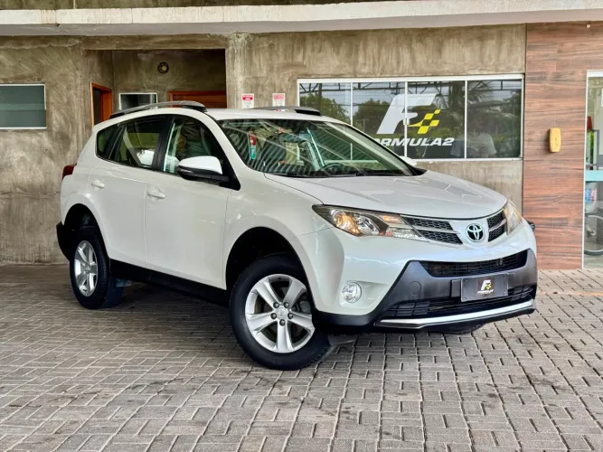 Toyota RAV4 2.0 4X4 16V Aut. 2014