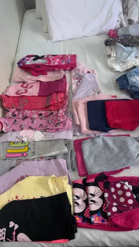 Roupa de bebê 2 a 4 anos barato pra vir buscar