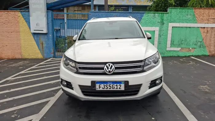 Volkswagen Tiguan 2.0 TSI 16V 200cv Tiptronic 5P 2013