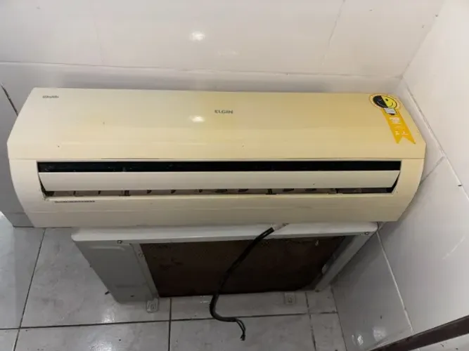 Ar condicionado split elgin 9.000 BTU 220v