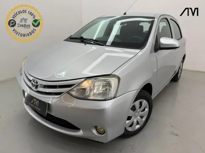 Toyota Etios X 1.3 Flex 16V 5P Mec. 2016
