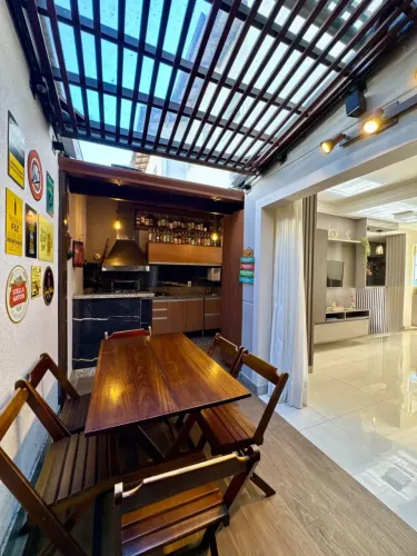 Casa Condominio 3 Qtos C/Suite - Chácara Flora - em Morada de Laranjeiras - Serra - ES