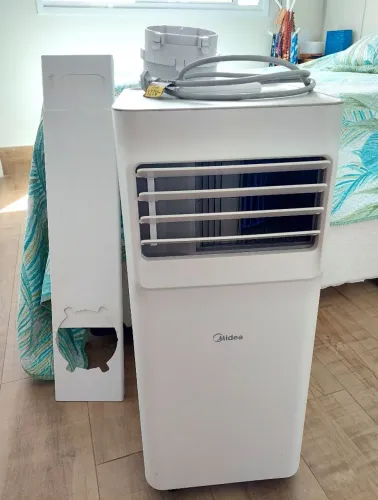 Ar-condicionado portátil Midea -silencioso e potente