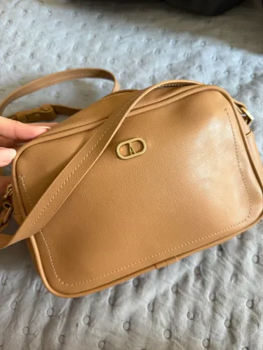 Bolsa Ana Capri Pequena nunca usada 