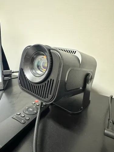 Projetor Hy320 Davely Smart Tv