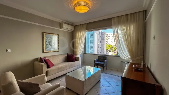 Apartamento de 117m² com 3 quartos na Agronômica