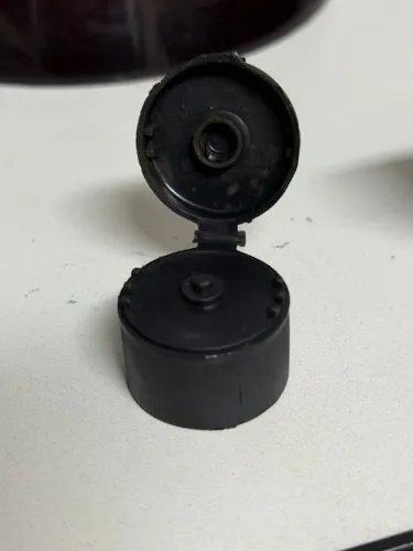 MOLDES PARA INJEÇÃO PLÁSTICA - TAMPA FLIP TOP (28 MM E 30 MM)