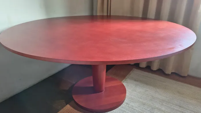 Mesa Cerejeira importada Portugal+3 Cadeiras em couro original.