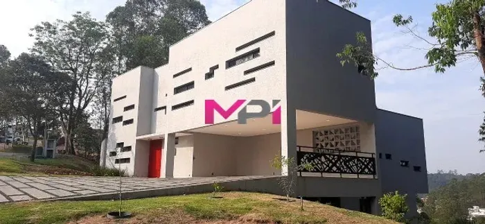 CASA SOBRADO À VENDA NO CONDOMÍNIO SERRA DOS CRISTAIS EM CAJAMAR/SP