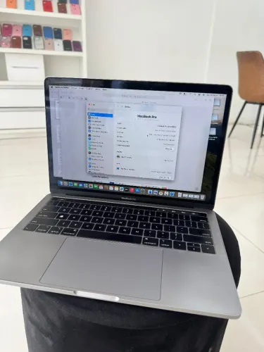 MacBook Pro Impecável
