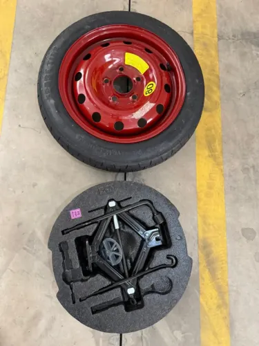 Kit Estepe Fino Original Hyundai i30 + Macaco, Chave de Roda e Triângulo